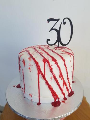 "30 IS SCARY" CAKE
