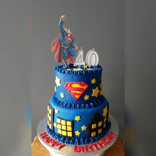 SUPERMAN CAKE