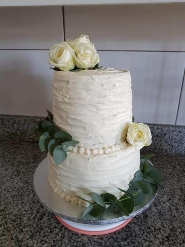 White Rustic Wedding Cake