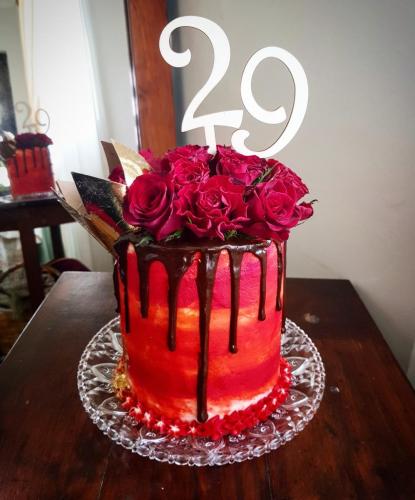 Fresh Roses Flower Cake 3