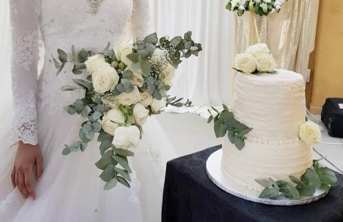 White Rustic Wedding Cake